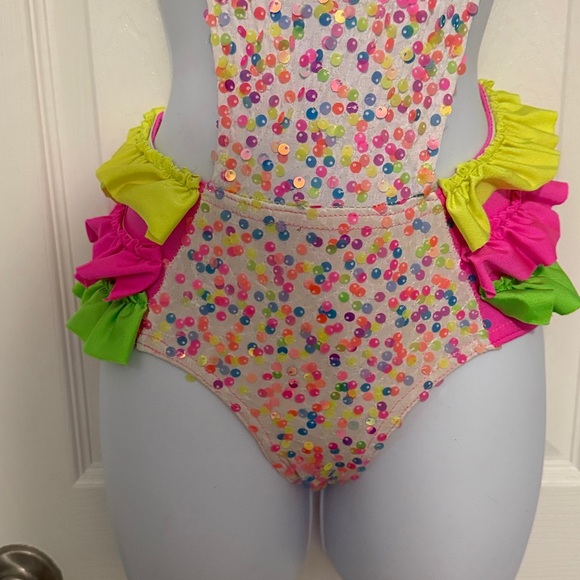 Colorful Ruffled sequin dance custom - Picture 4 of 8